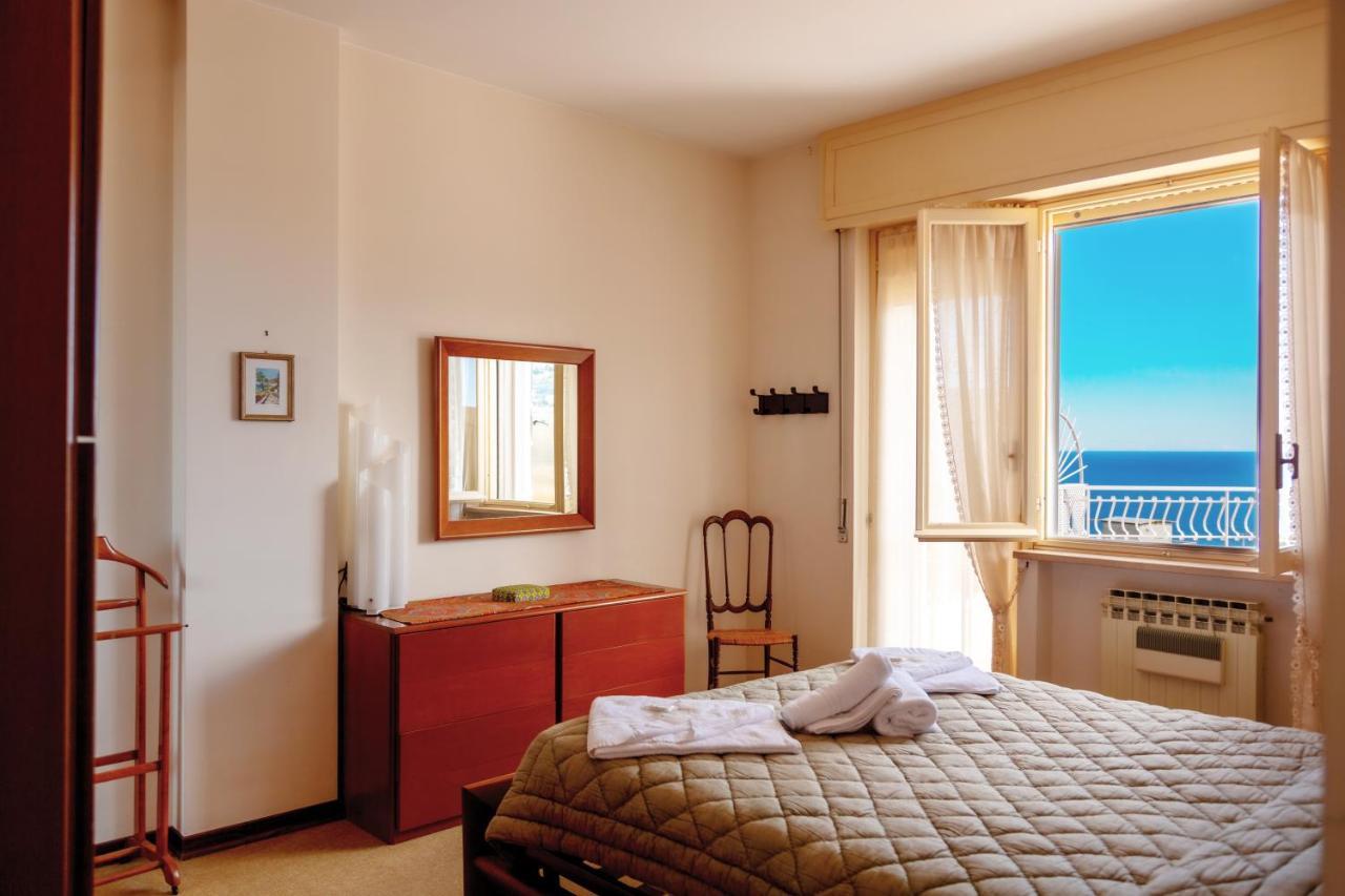 168B - La Terrazza Sul Mare, Casa A 10 Minuti Da Spiaggia, Parcheggio Privato Gratis San Remo Kültér fotó
